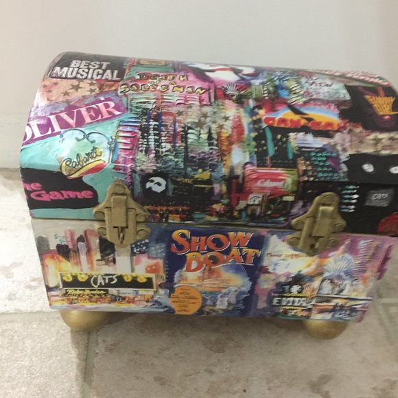 Accents | Broadway Movie Lover Treasure Chest Box | Poshmark